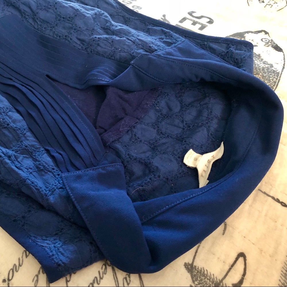 Navy Collared Tank Blouse - Picture 2 of 3